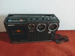 TOSHIBA SOUNDPLAY TVラジカセ（昭和レトロ：カセット使用不可