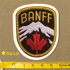 5613【新品】ステッカー 国立公園 バンフ BANFF カナダ メイプル