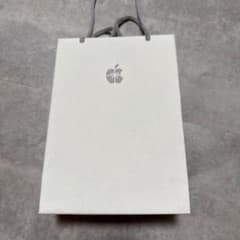アップル　紙袋　手提袋　ショップ袋　ショッパー　1枚　Apple Storeのサムネイル
