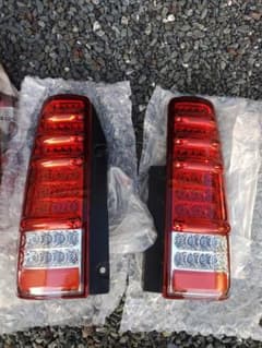 ジムニー　JB23 エムブロLEDテールランプのサムネイル