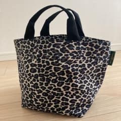 美品✨1027F パンサーブラン Mサイズのサムネイル
