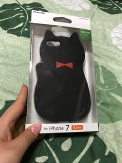 【新品未使用】iPhone7用 シリコンケースのサムネイル