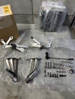 ゼファー400用 コワースバックステップ タンデムステップ付き - メルカリ