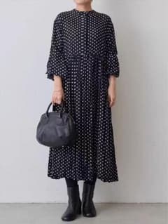 BEARDSLEY ドットギャザーボリューム袖ワンピース - メルカリ