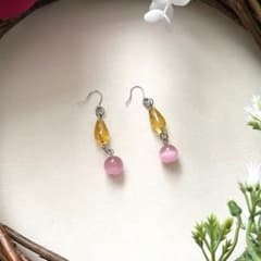ピンク ドロップ チャーム ピアス ハンドメイド 揺れるのサムネイル