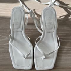 ZARA レースアップサンダル ホワイトのサムネイル