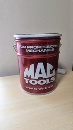 MAC TOOLS ペール缶 椅子 蓋クッション付き MAC TOOLS ペール缶 椅子 蓋クッション付き - メルカリ