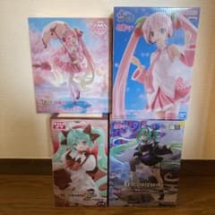 初音ミク チロルチョコ・Punk ・桜ミクなどフィギュア4点セット - メルカリ