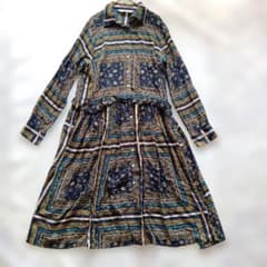 ZARA ザラ エスニック柄 ロングワンピース M シャツワンピースのサムネイル