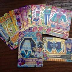 アイカツカードセット♫のサムネイル