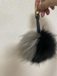 mino様　専用　ナルシス　ファー　キーリング　ストラップのサムネイル
