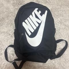 NIKE ブラック リュックのサムネイル