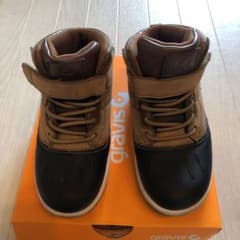 gravis スニーカーのサムネイル