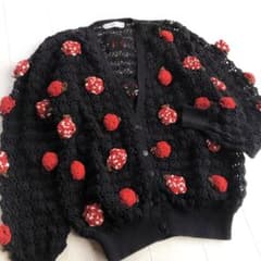 カネコイサオ カーネーション お花 モチーフ 透かし編み 黒