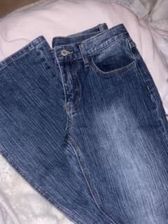 brandy melville ジーンズ￼のサムネイル