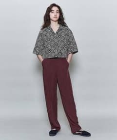 roku 6 PRINT SHIRT 美品　今月まで掲載のサムネイル