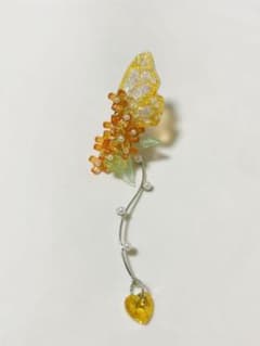 Osmanthus ear cuff (silver version)