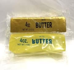 新品・未使用　BUTTER バター スクイーズ 水飴感　　金色バター　2個セットのサムネイル