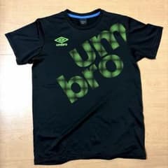 umbro 黒/緑 Tシャツのサムネイル