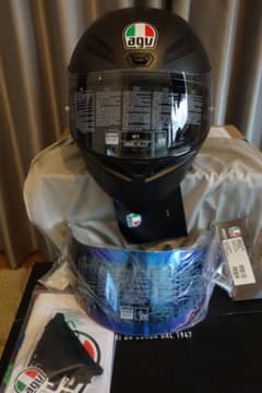 AGV K1 E2205ソリッドブラックマットのサムネイル