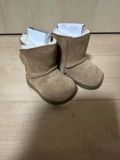UGG ベビーブーツ ブラウンのサムネイル