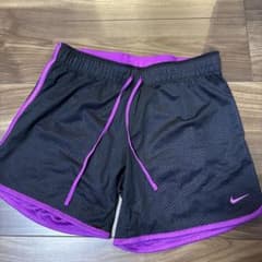 NIKE ランニングショートパンツ パープル ブラック Mのサムネイル