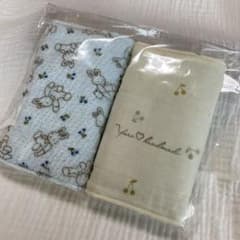 よだれカバー　抱っこ紐　ハンドメイドのサムネイル
