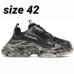 サイズ 42 Balenciaga Triple S Faded Blackのサムネイル