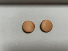 くるみボタン 円形 ブラウン ハンドメイドのサムネイル