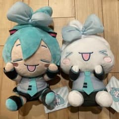 初音ミク シナモロール ぬいぐるみ 2点セット - メルカリ