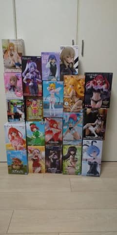 最終値下げ美少女フィギュアセット20体　着せ恋　オバロ　TOLOVEる　バニー 最終値下げ美少女フィギュアセット20体 着せ恋 オバロ TOLOVEる バニー