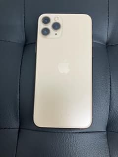 Apple iPhone 11 Pro ゴールド 本体【SIMあり、初期化済み】のサムネイル