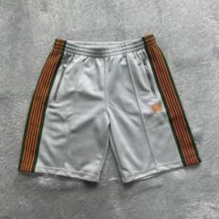 Needles × NUBIAN トラックショーツ グレー×オレンジ M 別注】Needles × NUBIAN トラックショーツ グレー×オレンジ M - メルカリ