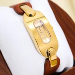 稼働 FENDI 腕時計 3400L ゴールド 純正ベルト レディース 3588 - メルカリ