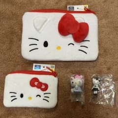 ハローキティ めじるしアクセサリー ポーチ ガチャガチャ 韓国限定のサムネイル