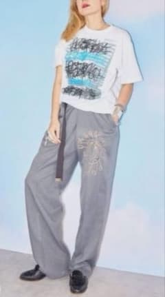 最終価格￥11、888！CREATIVE GROWTH 半袖Tシャツ ホワイト - メルカリ