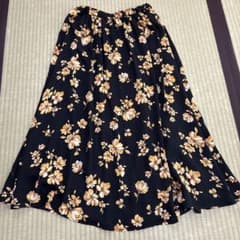 花柄 フレアスカートのサムネイル