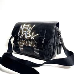新品同様✨】COACH バスキア ローグ メッセンジャーバッグ クロス 