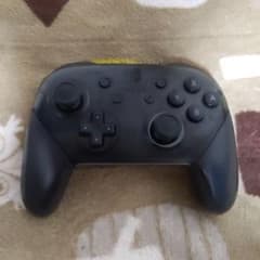 Nintendo Switch Pro Controller ブラックジャンクのサムネイル