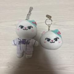 NiziU MAYUKA ぬいぐるみ キーホルダー 2種セットのサムネイル