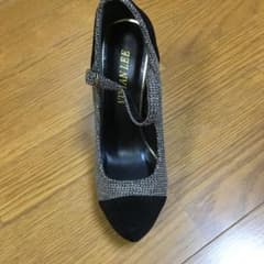 パンプスのサムネイル