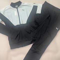 【新品未使用】PUMA ジャージ　上下セットのサムネイル