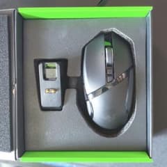 Razer Basilisk Ultimate 充電スタンド付のサムネイル