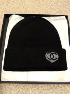 CHANEL カシミヤ ニット帽 黒　ブラック　25Cのサムネイル