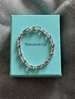 Tiffany ハードウェア スモール リンク ブレスレット 26コマ Tiffany ハードウェア スモール リンク ブレスレット 26コマ - メルカリ