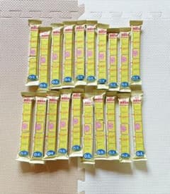明治 ほほえみ らくらくキューブ 20本 ✩.*˚のサムネイル