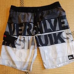 sale　QUIKSILVER　ボードショーツ　水着　Lのサムネイル