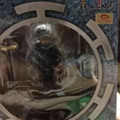 ワンピースフィギュアトラファルガー・ローのサムネイル