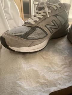 ニューバランス990V5のサムネイル