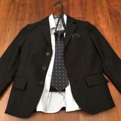 男の子 スーツのサムネイル